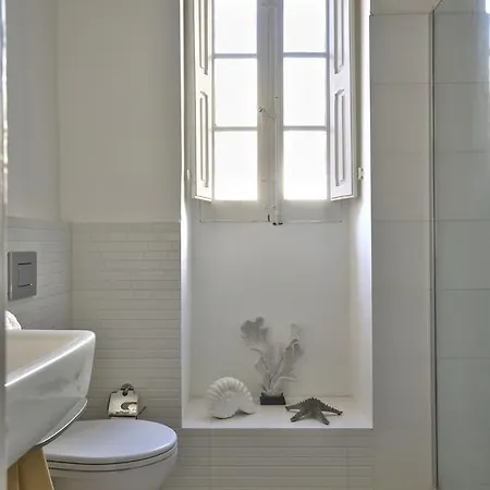 Bright 1br Townhouse With Sea View Апартаменты